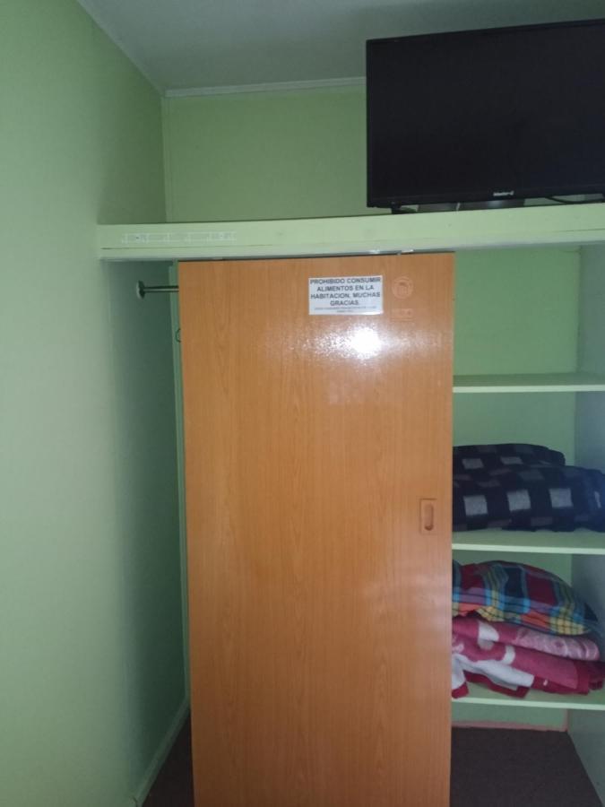 Hostal El Toque De Pilar プンタアレナス エクステリア 写真