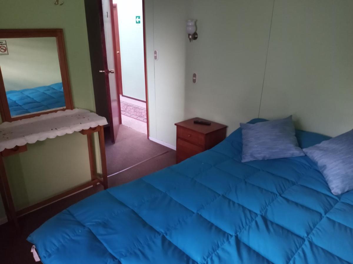 Hostal El Toque De Pilar プンタアレナス エクステリア 写真