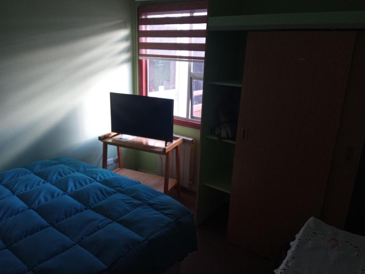 Hostal El Toque De Pilar プンタアレナス エクステリア 写真