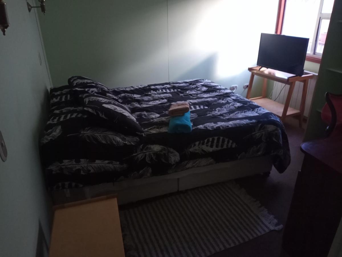 Hostal El Toque De Pilar プンタアレナス エクステリア 写真