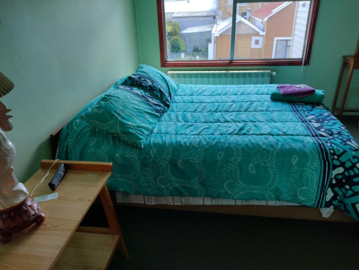 Hostal El Toque De Pilar プンタアレナス エクステリア 写真