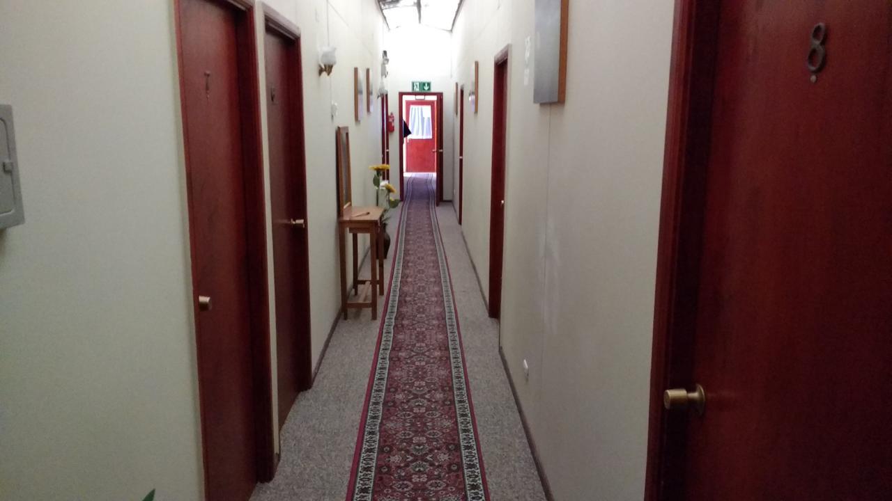 Hostal El Toque De Pilar プンタアレナス エクステリア 写真