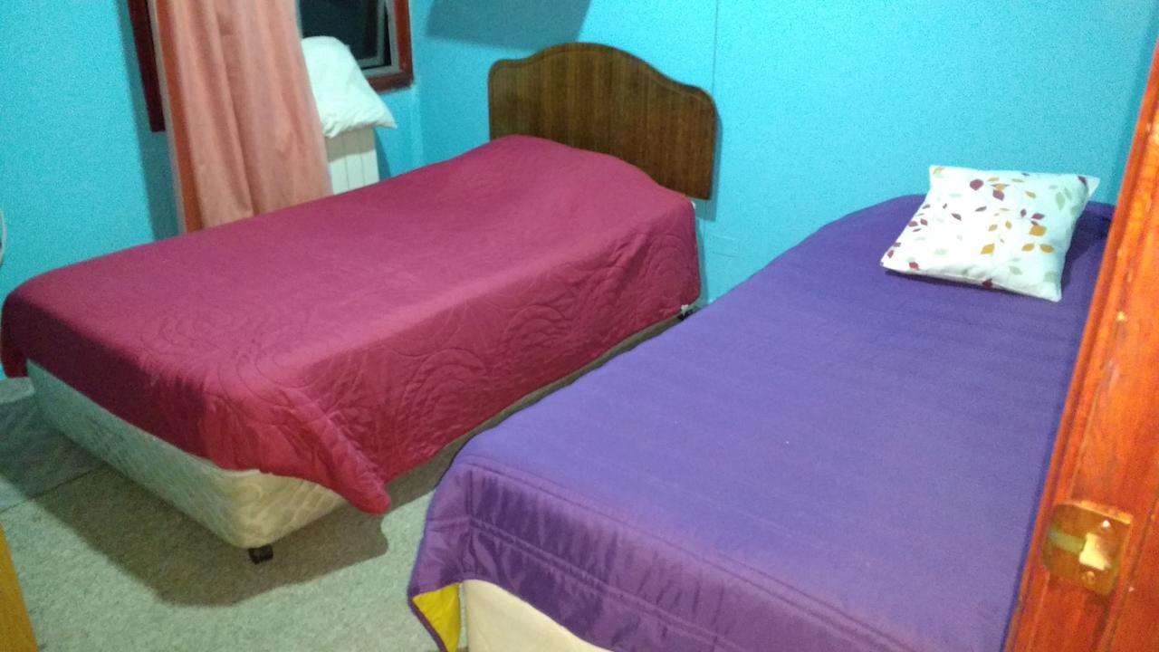 Hostal El Toque De Pilar プンタアレナス エクステリア 写真