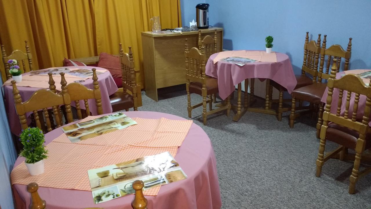 Hostal El Toque De Pilar プンタアレナス エクステリア 写真