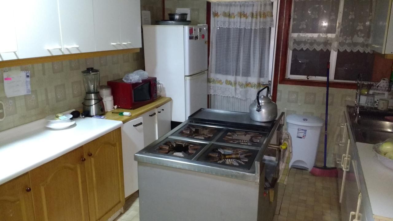Hostal El Toque De Pilar プンタアレナス エクステリア 写真