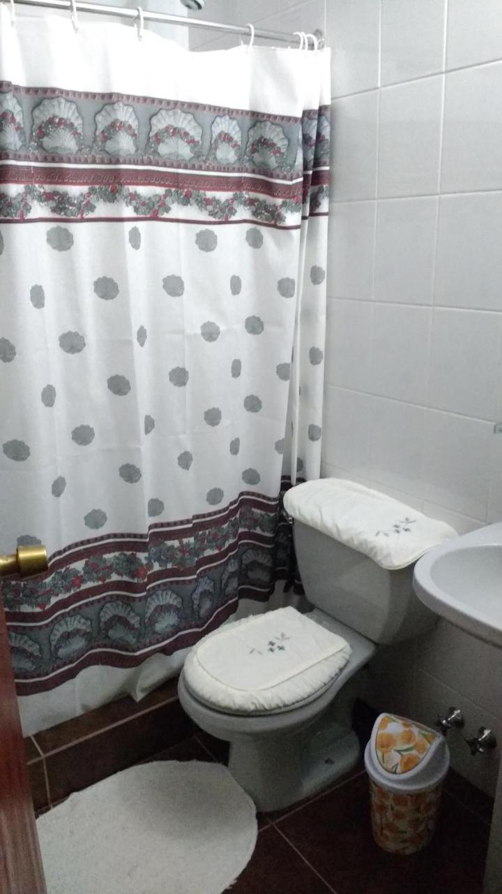 Hostal El Toque De Pilar プンタアレナス エクステリア 写真