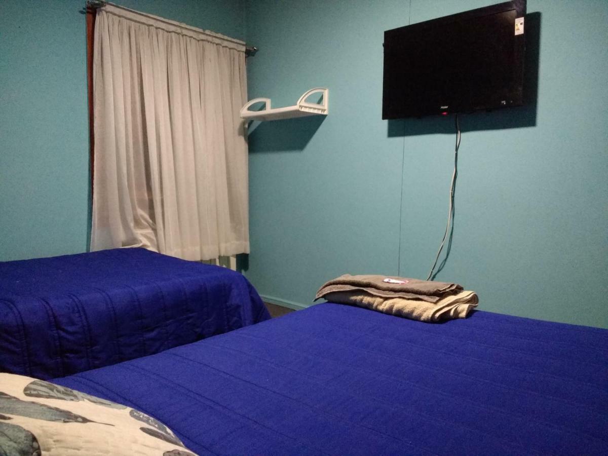 Hostal El Toque De Pilar プンタアレナス エクステリア 写真